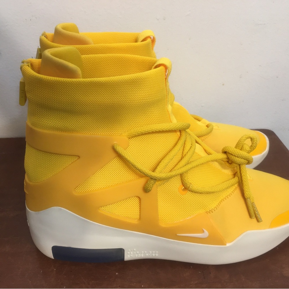 Nike Air Fear Of God 1 . Size 9.